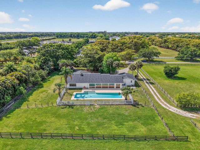 10157 La Reina Road, Delray Beach, FL 33446
