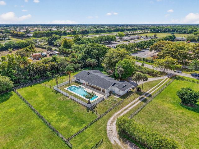 10157 La Reina Road, Delray Beach, FL 33446