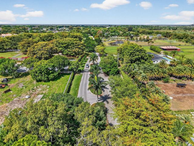 10157 La Reina Road, Delray Beach, FL 33446