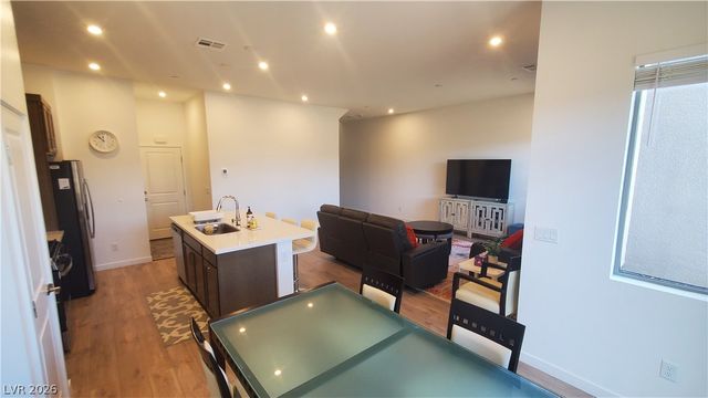 3360 Santa Verdiana Street, Henderson, NV 89044