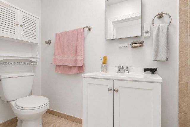 5340 E 4th Ave, Hialeah, FL 33013