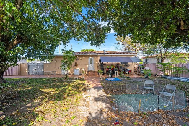 5340 E 4th Ave, Hialeah, FL 33013