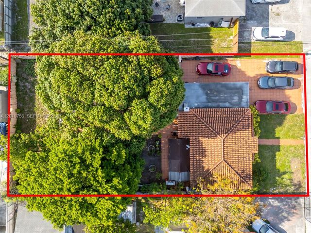 5340 E 4th Ave, Hialeah, FL 33013