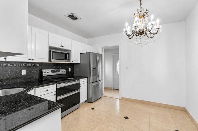 5340 E 4th Ave, Hialeah, FL 33013