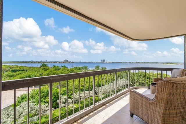 5380 N Ocean Drive 5a, Singer Island, FL 33404