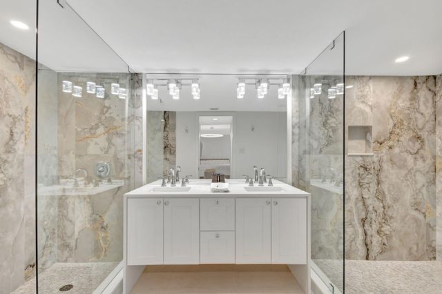 5380 N Ocean Drive 5a, Singer Island, FL 33404