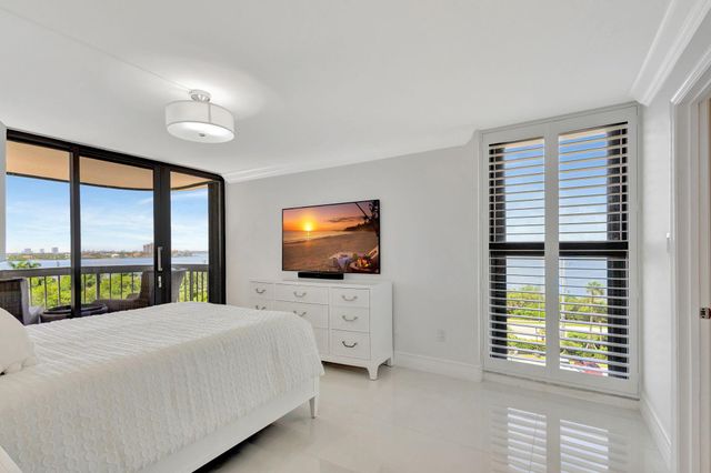 5380 N Ocean Drive 5a, Singer Island, FL 33404