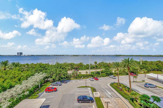 5380 N Ocean Drive 5a, Singer Island, FL 33404