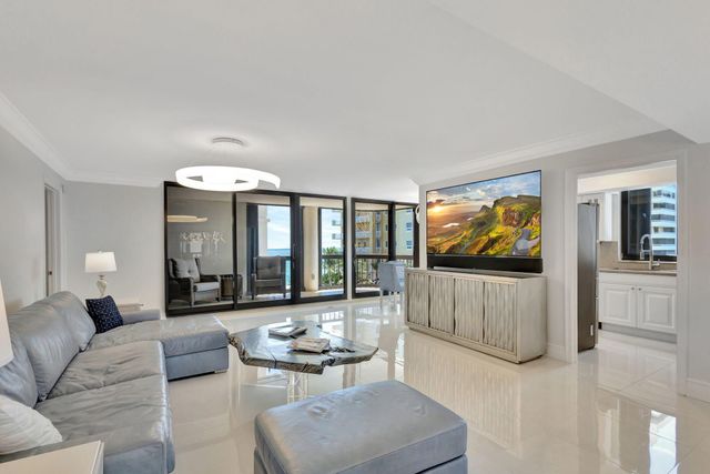 5380 N Ocean Drive 5a, Singer Island, FL 33404