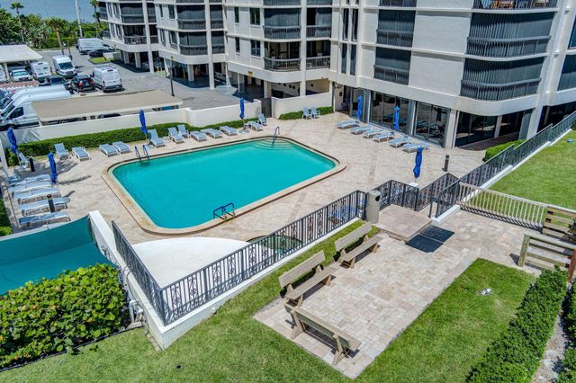 5380 N Ocean Drive 5a, Singer Island, FL 33404