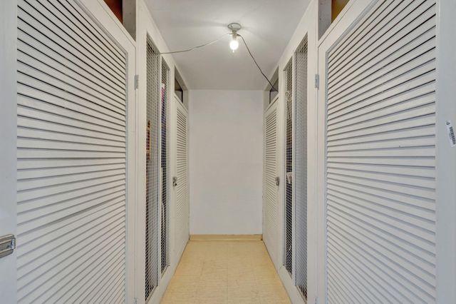 5380 N Ocean Drive 5a, Singer Island, FL 33404