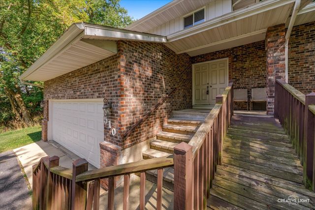 510 N Van Buren Street, East Dundee, IL 60118