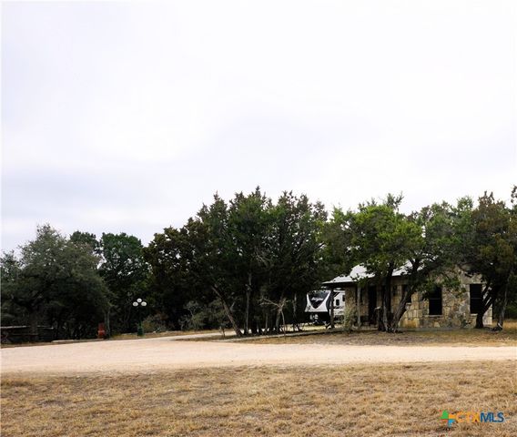 961 Buttercup Lane, Wimberley, TX 78676