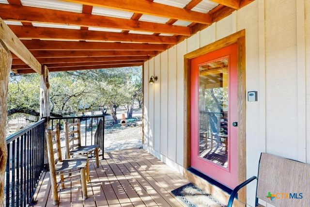 961 Buttercup Lane, Wimberley, TX 78676