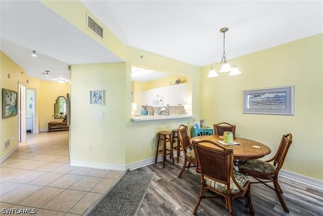 7822 Great Heron WAY 206, Naples, FL 34104