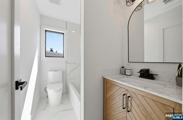 171 Edison Street, Clifton, NJ 07013