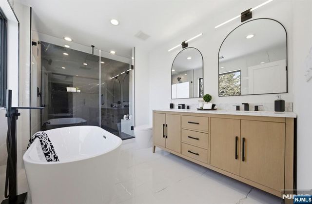 171 Edison Street, Clifton, NJ 07013