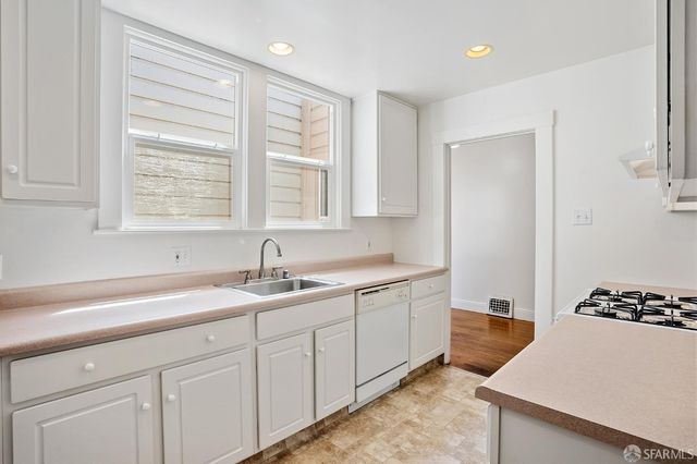 1874 18th Avenue, San Francisco, CA 94122