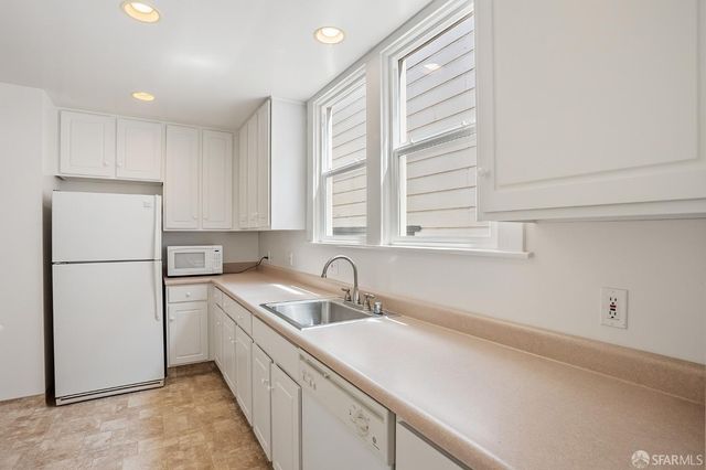 1874 18th Avenue, San Francisco, CA 94122