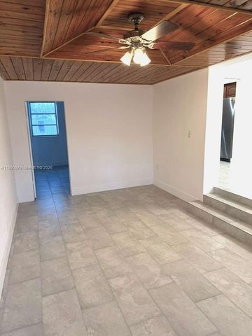 6339 SW 32nd St, Miami, FL 33155