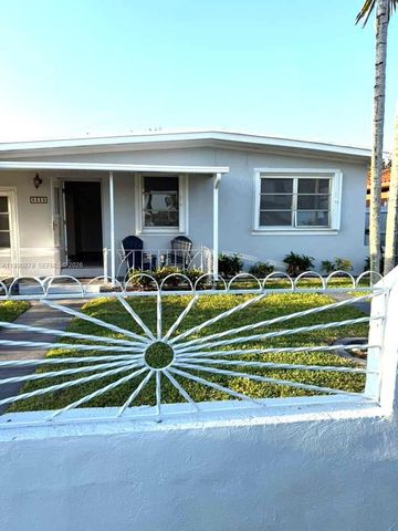 6339 SW 32nd St, Miami, FL 33155