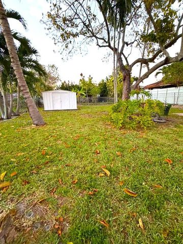 6339 SW 32nd St, Miami, FL 33155