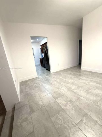 6339 SW 32nd St, Miami, FL 33155