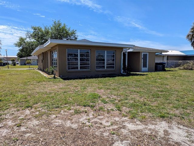 5752 ESPANOLA AVENUE, North Port, FL 34287