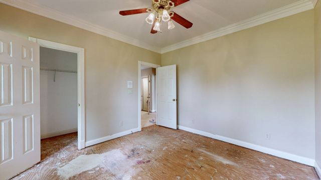 623 Shun Pike, Cottontown, TN 37048