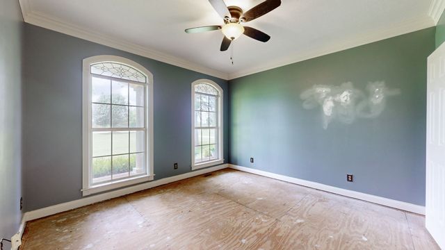 623 Shun Pike, Cottontown, TN 37048