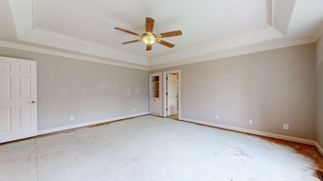 623 Shun Pike, Cottontown, TN 37048