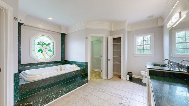 623 Shun Pike, Cottontown, TN 37048
