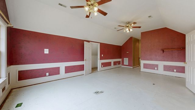 623 Shun Pike, Cottontown, TN 37048