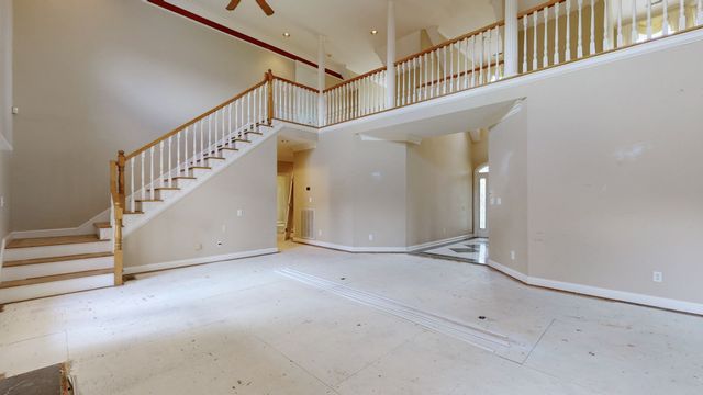 623 Shun Pike, Cottontown, TN 37048
