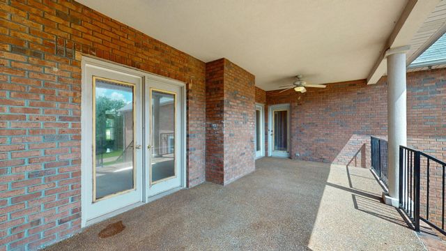 623 Shun Pike, Cottontown, TN 37048