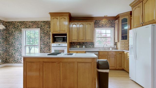 623 Shun Pike, Cottontown, TN 37048