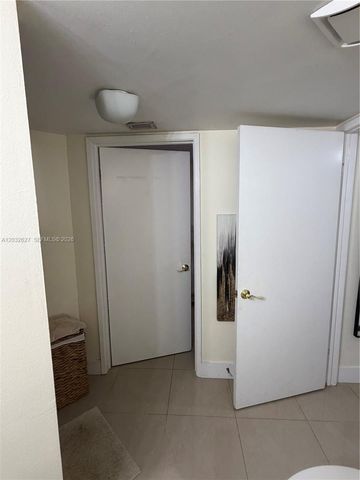 9705 Fontainebleau Blvd B108, Miami, FL 33172