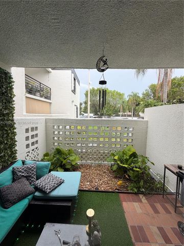 9705 Fontainebleau Blvd B108, Miami, FL 33172