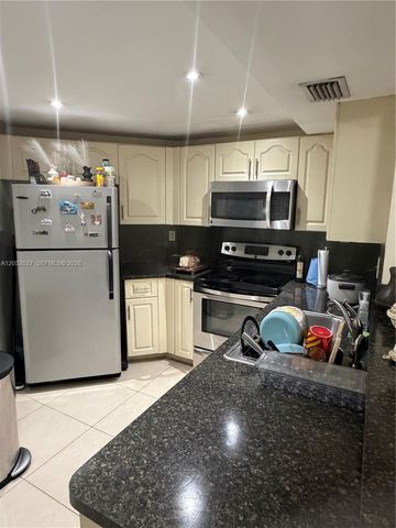 9705 Fontainebleau Blvd B108, Miami, FL 33172