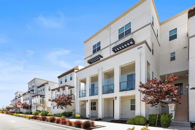 2054 Luzon 4, Chula Vista, CA 91915