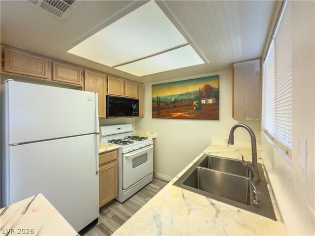 8070 West Russell Road 2063, Las Vegas, NV 89113