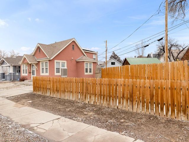 217 Veta Ave, Pueblo, CO 81004