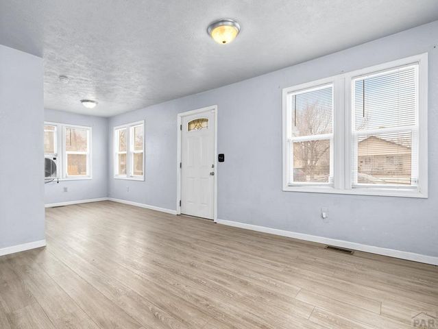 217 Veta Ave, Pueblo, CO 81004