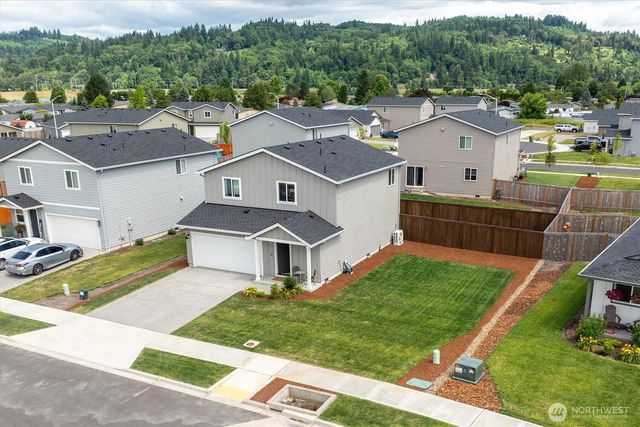 1897 Melody Way, Longview, WA 98632