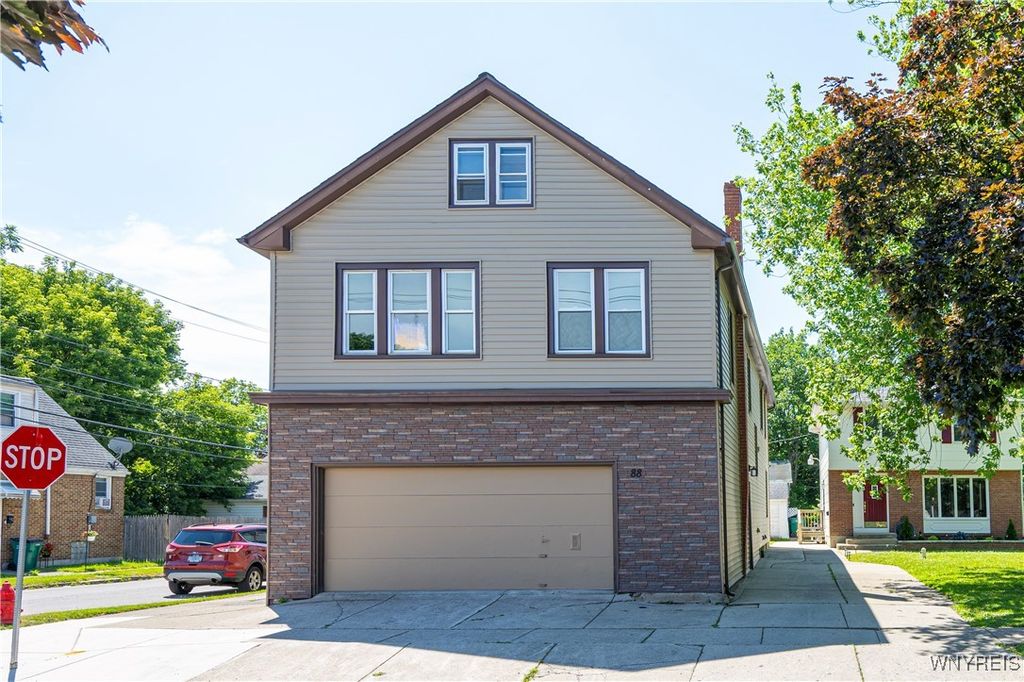 88 Schiller Street, Buffalo, NY 14206