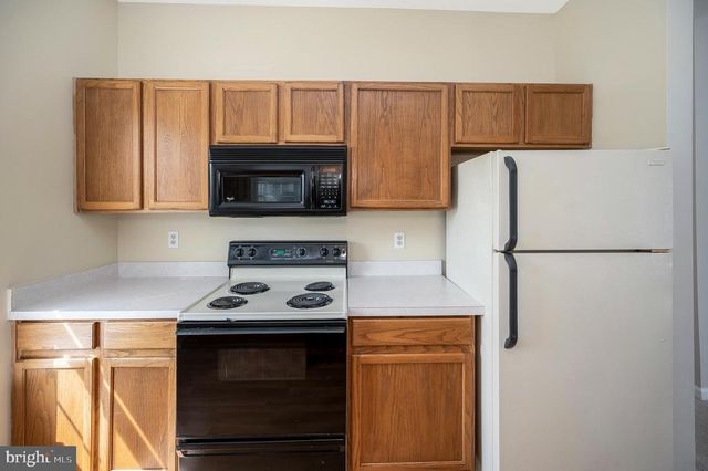 2901 BROYHILL CT, Fredericksburg, VA 22408