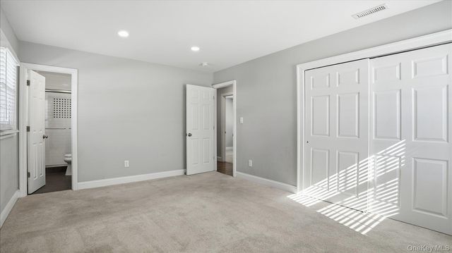 59 Sycamore Circle, Stony Brook, NY 11790