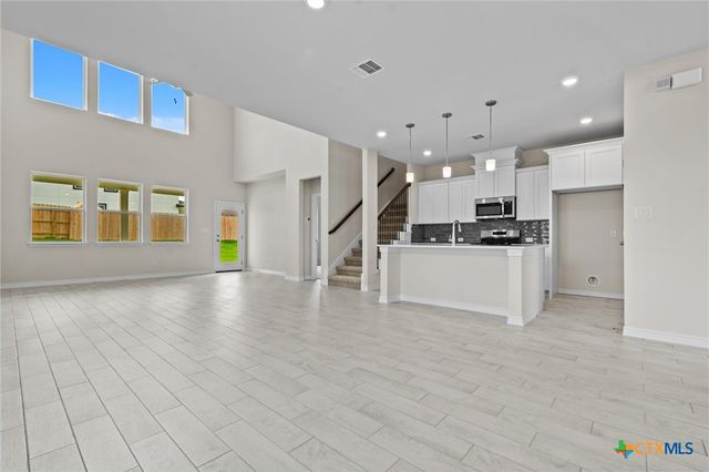 810 Waylon Circle, Killeen, TX 76542