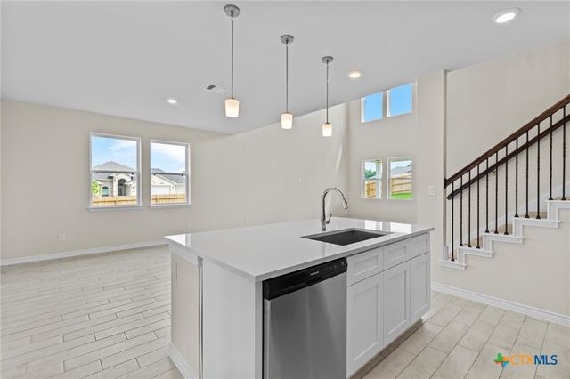 810 Waylon Circle, Killeen, TX 76542
