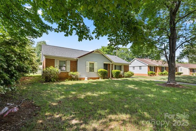 728 Dedmon Drive, Charlotte, NC 28216